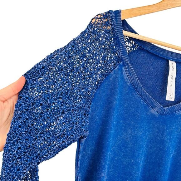 Lorna Jane bold vivid blue lace sleeve sweatshirt size medium - Picture 4 of 7